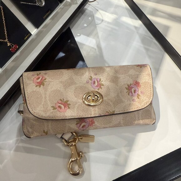 coach Sunglass Case In Signature Canvas With Floral Print cap68